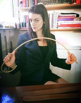 Flexible and stinging for schoolgirls' buttocks