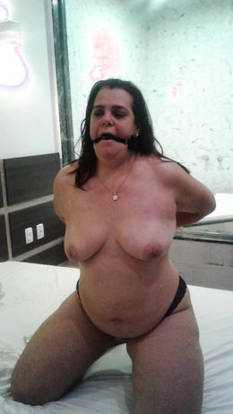 Slaveliz @The Dungeon Dubai