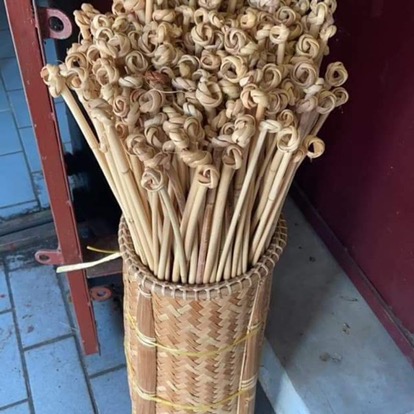 Christmas gifts for young ladies