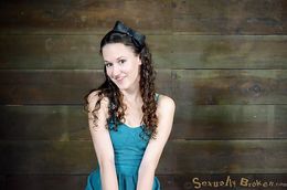 Cuffed babe with round bottom face fucked on the knees