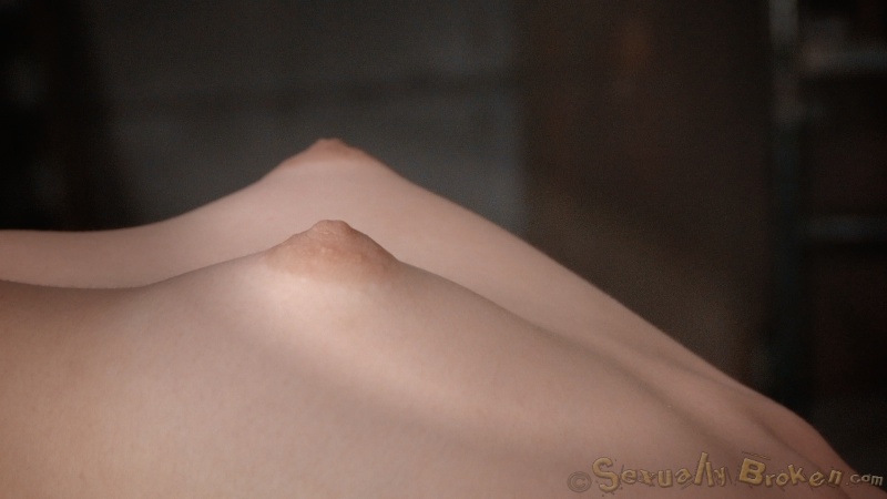 Robotic machine impales her pussy in missionary pose