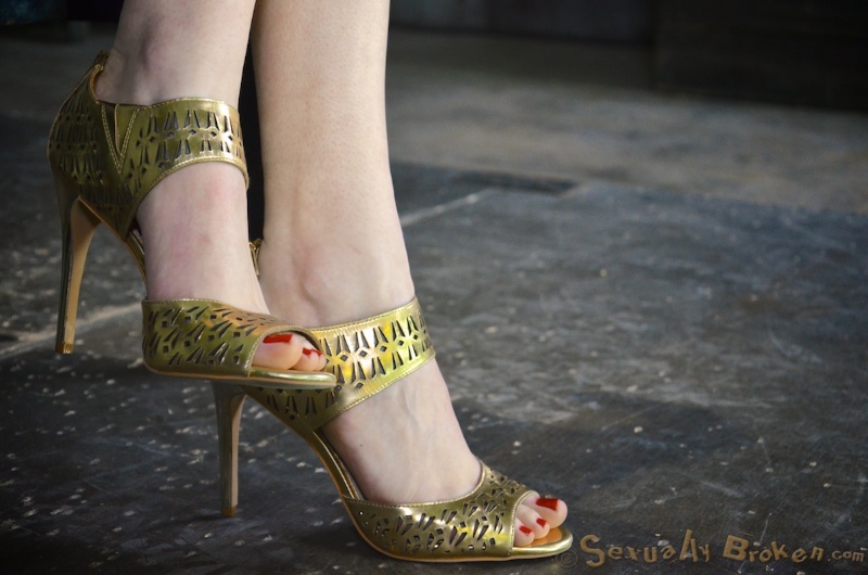 Redhead teen slut likes leather belts and cruel behavior