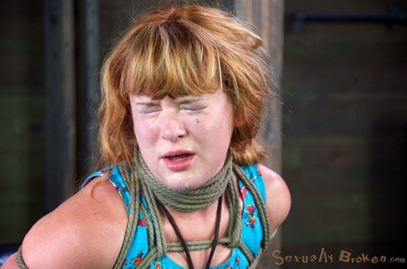 Extreme sex with a submissive redhead cutie