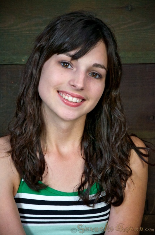 Sub whitey nicely sucks a massive sausage